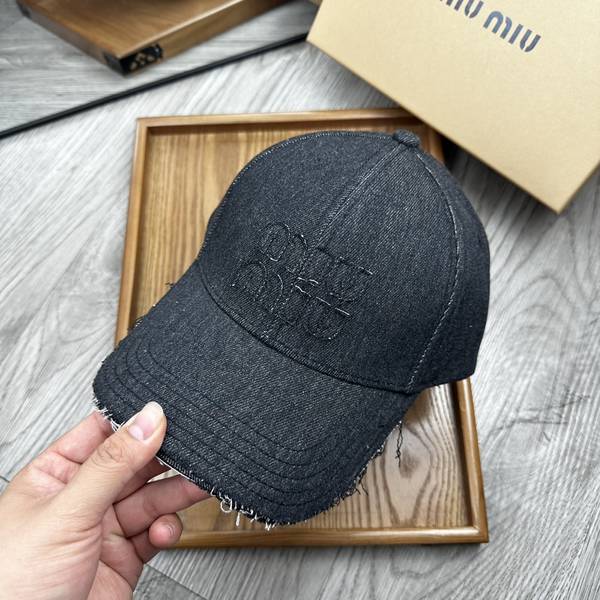 Miu Miu Hat MUH00123